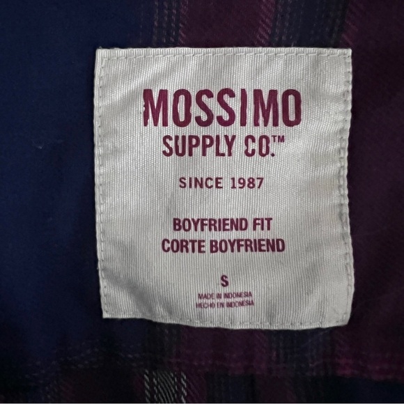Mossimo Supply Co. Boyfriend Fit Blue & Red Plaid Flannel Shirt Size Small EUC - Picture 4 of 5